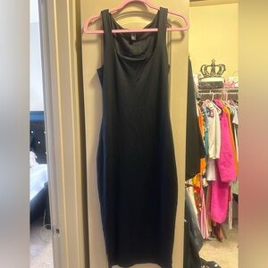 Forever 21 LBD bodycon fit black dress size M